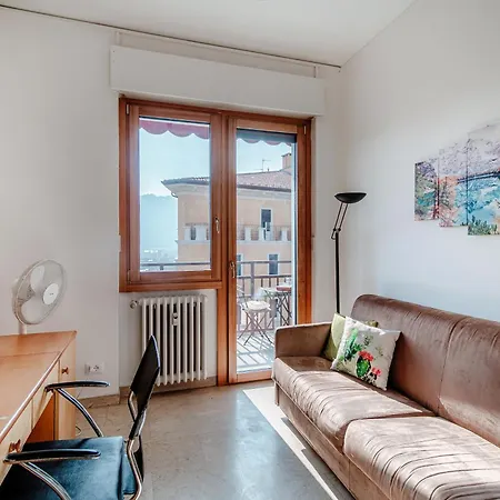 Apartment Sweet On The Lake - Downtown